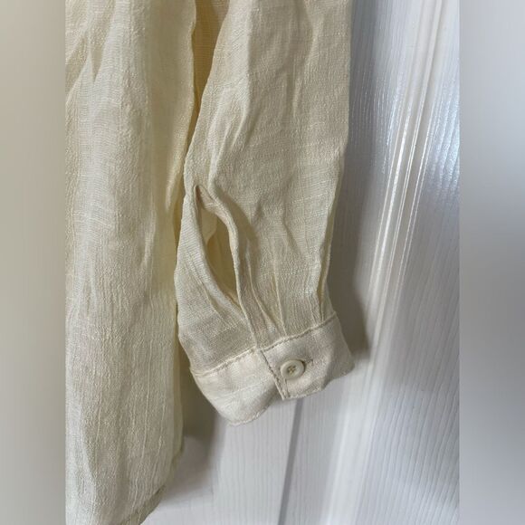 Pretty Little Thing button down shirt - Picture 4 of 5